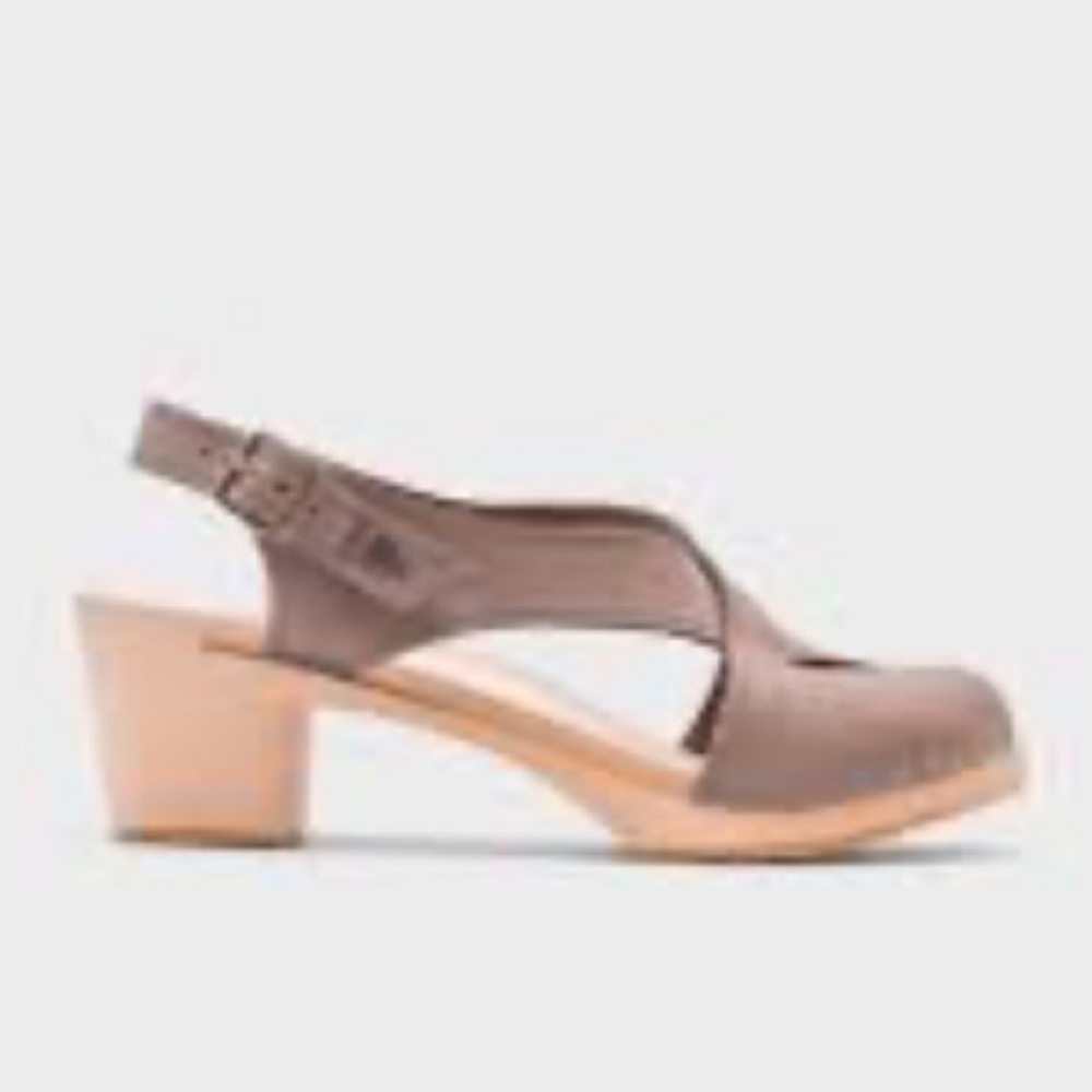 Sandgrens Swedish Morocco crossed clog sandals‎ Stone, size 41 10